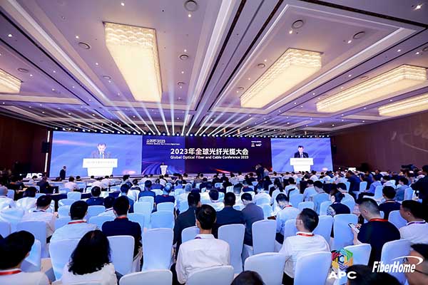 面向生命健康，綠色節(jié)能的新一代光纖涂料 ——飛凱材料發(fā)布第三代光纖涂料R系列產(chǎn)品